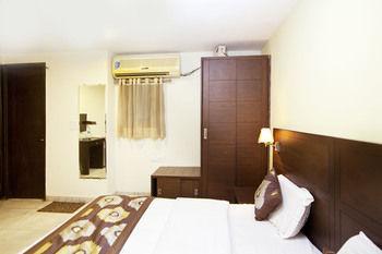 Oyo Rooms Malviya Nagar Market New Delhi Bagian luar foto