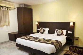 Oyo Rooms Malviya Nagar Market New Delhi Bagian luar foto