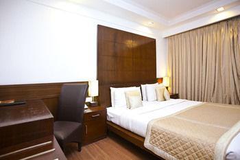 Oyo Rooms Malviya Nagar Market New Delhi Bagian luar foto